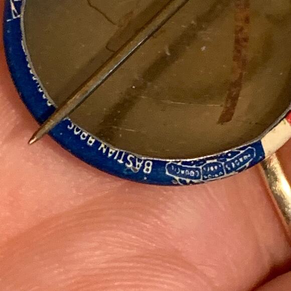 1964 Lyndon B. Johnson Hubert Humphrey Union Made in USA Campaign Button - Picture 2 of 7